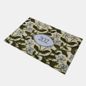 ブルーフラワーモザイクヴィンテージ植物体 – 番号を追加 ドアマット (アングル)