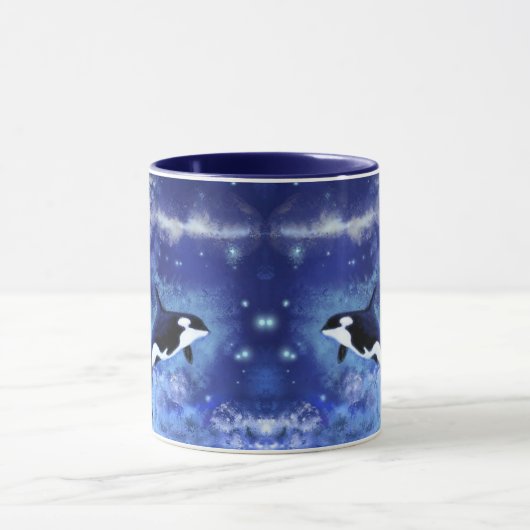 ブルーフルムーンマグカップのキラークジラ マグカップ (中央)