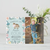 ブルーフローラガーデンホースボーイフォト誕生日 招待状 (スタンド正面)