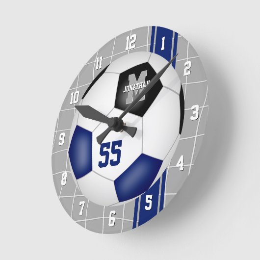 ブルーブラックチームの色の異なるサッカーストライプチーム ラウンド壁時計 (傾斜)