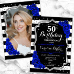 ブルーブラック王室のシルバーフォト50誕生日 招待状<br><div class="desc">エレガントフローラ50歳の誕生日の招待状とカードの後ろの写真。グラム白黒王室のブルーデザインとフェイクグリッター銀。ブラックとホワイトのストライプバラ、サファイアブルーのフォント、スクリプト紙吹雪。大人スタイリッシュのお祝いパーティーに最適。独自の詳細でパーソナライズどんなカスタマイズ年でもいい！印刷されたZazzle招待状または即時ダウンロードのデジタル印刷可能なテンプレート。</div>