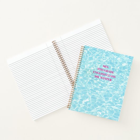 ブループール校の教室で使うノートブック ノートブック (内部)