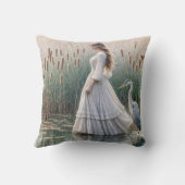 ブルーヘロン付き女性歩く クッション (裏面)