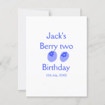 ブルーベリーの2歳の誕生日プレート