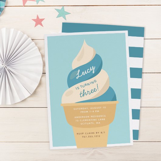 ブルーベリースワールアイスクリーム子供の誕生日パーティー 招待状