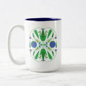 ブルーベリー15ozの守護者。マグ ツートーンマグカップ (左)