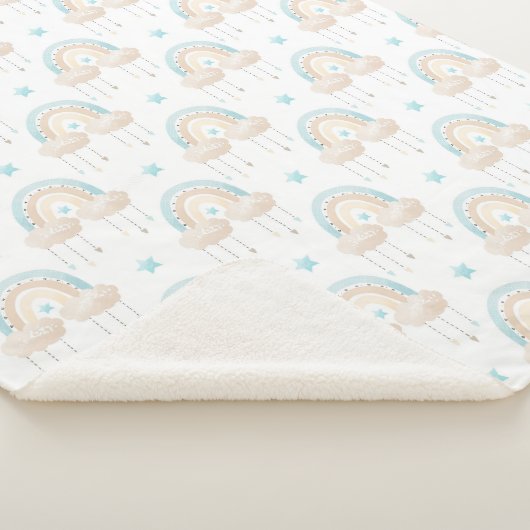 ブルーホワイトとタンクラウドアンドレインボウズ男の赤ちゃん シェルパブランケット (3/4)