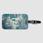 ブルーホワイトウェーブズシーカリブのケープモノグラム ラゲッジタグ (正面横)