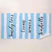 ブルーホワイトウォーター色ストライプビーチタイポグラフィ ビーチタオル (正面)