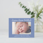 ブルーホワイトシンプル男の赤ちゃん誕生日 案内ポストカード (スタンド正面)
