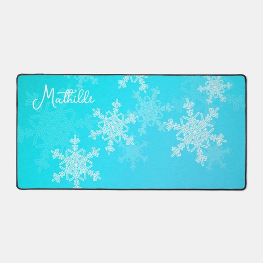 ブルーホワイトスノーフレークのミニマルなクリスマスの名前 デスクマット (正面)