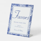 ブルーホワイトチャイノエリーフローラ結婚式の引き出物標識 台座サイン (正面)