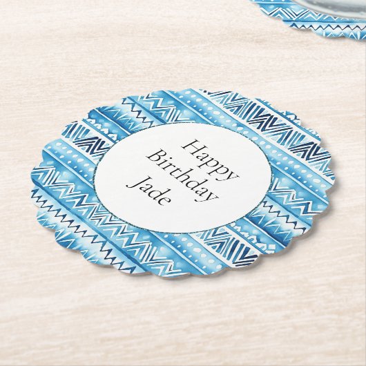 ブルーホワイトトライバルストライプ誕生日 ペーパーコースター (アングル)