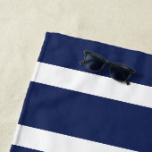 ブルーホワイトピンクモノグラストライプのム ビーチタオル (インサイチュ)