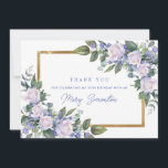 ブルーホワイトフローラ30th Birthdayフォトフラット サンキューカード<br><div class="desc">家族や友表現人に対する感謝の美しい方法。白いバラと青い花の緑豊かな植物性の小枝は、金ゴールドフレームの2つのコーナーに美しいフローラのアクセントを作り出す。3行の文字は、フロントをパーソナライズできる。写真を上に置いて自分の気持ちを入れ感謝している。すべての文字は簡単に編集できる。</div>