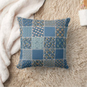 ブルーホワイトローズパッチワークキルトパターン クッション (ブランケット)