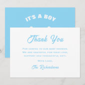 ブルーホワイト足ベビーシャワーおもしろいトレンディーIts A Boy サンキューカード (正面/裏面)