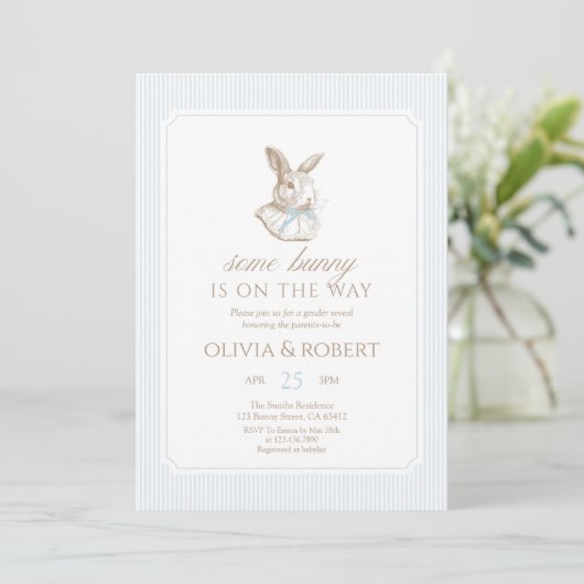 ブルーボウのベビーシャワー "Some Bunny Is On The Way" 招待状 (スタンド正面)