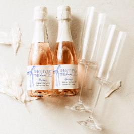 ブルーボウシェズタイイングザノットブランチブライダルシャワー スパークリングワインラベル