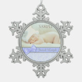 ブルーボウパステルベビー1stクリスマステンプレート スノーフレークピューターオーナメント (正面)