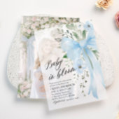 ブルーボウベビーイン開花フローラボーイベビーシャワー ベラム紙招待状