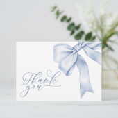 ブルーボウボーイベビーシャワーサンキューカード 招待状 (スタンド正面)