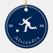 ブルーボウリングをする人、 クリケットの投手シルエットプレーヤーコーチ名&年 セラミックオーナメント (裏面)