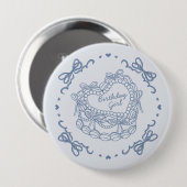 ブルーボウレトロハートコケットケーキ誕生日ガール 缶バッジ (正面&裏面)