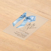 ブルーボウ書道エレガント男の赤ちゃんシャワー アクリル招待状 (レイダウン)