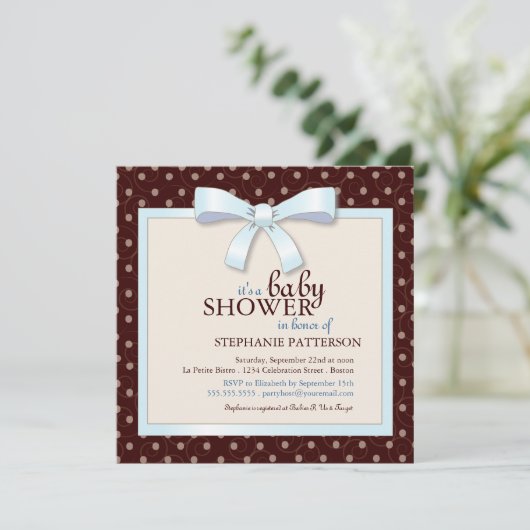 ブルーボウ水玉模様ボーイベビーシャワー招待状 招待状 (スタンド正面)