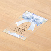 ブルーボウ花模様ボーイ澄んバプテスマ アクリル招待状 (レイダウン)