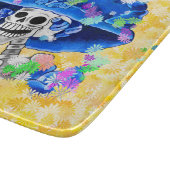 ブルーボンネットで黄色に笑うスケルトン女性 カッティングボード (角)