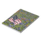 ブルーボンネットのフィールドにあるアメリカ国旗， 2 ノートパッド (回転)