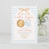 ブルーボーイ私たちの小さなかわいこちゃんパイギンガム1st誕生日 招待状 (スタンド正面)