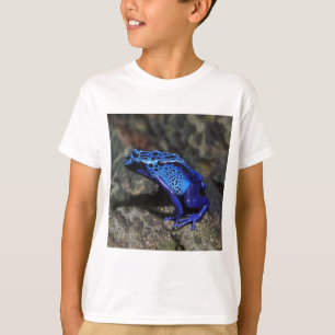 ブルーポイズンダーツカエル明るいブルーカエル Tシャツ