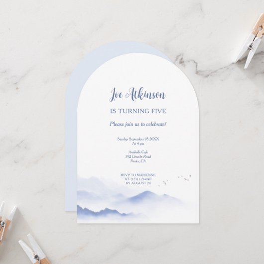 ブルーマウンテン男女兼用ズ誕生日の招待 招待状 (正面/裏面インサイチュ)