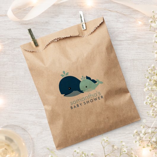 ブルーママとベビー鯨赤ちゃんシャワー フェイバーバッグ (クリップ留めされた状態)