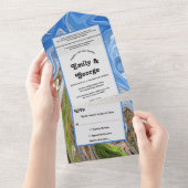 ブルーミニマルスカイグリーンアーストーン抽象芸術結婚 オールインワン招待状 (貼ってはがせる)