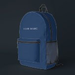 ブルーミニマルモダンリスト名前をカスタムする、文字、写真 プリントバックパック<br><div class="desc">トレンディーパーソナライズされたクラシック標準ネイビーモダンブルーカスタムバックパック文字。独自の写真、イラストレーション、またはグラフィックデザイン要素を追加す離れるか、このエレガントと審美的なミニマル。任意のフォント、任意の色、最小なし。</div>