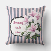 ブルーミングハートストライプのフローラ装飾用クッション クッション (正面)