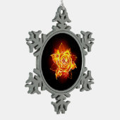 ブルーミング火災バラ スノーフレークピューターオーナメント (左)