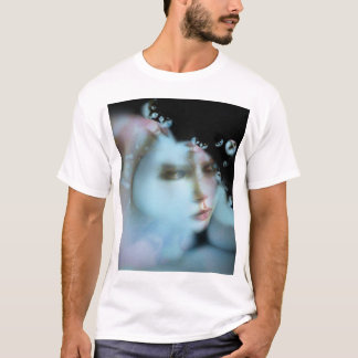 ブルームーンの上昇 Tシャツ