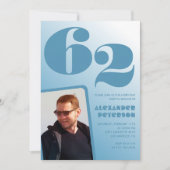 ブルーメン写真グラデーション62歳の誕生日招待状 招待状 (正面)