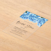 ブルーモダンアジサイフローラブライダルシャワー アクリル招待状 (レイダウン)