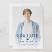 ブルーモダンタイポグラフィシンプル写真卒業 招待状 (正面)