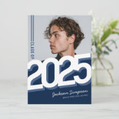 ブルーモダンタイポグラフィ写真卒業招待状 招待状 (スタンド正面)