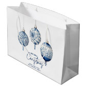 ブルーモダンノルディックスタイルオーナメントメリークリスマス ラージペーパーバッグ (裏面アングル)