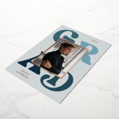 ブルーモダンレトロタイポグラフィ写真2022卒業 箔招待状 (回転した状態)