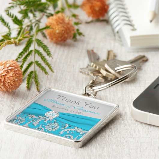 ブルーモノグラムのシルバー結婚式の引き出物キーチェーン キーホルダー (側面)