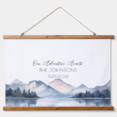 ブルーユニークマウンテンウォーター結婚カラーズゲストブック 吊り下げ型タペストリー (正面)